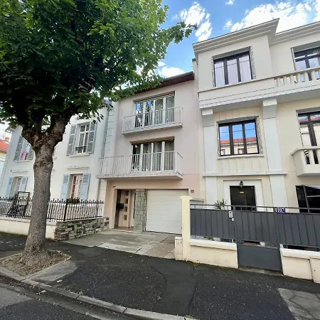 Дом отдыха La Maison Thermale - 100m2 - Proche Centre - Garage Виши