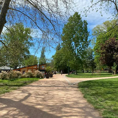 La Maison Thermale - 100m2 - Proche Centre - Garage Ferienhaus Vichy