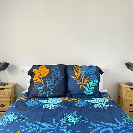 La Maison Thermale - 100m2 - Proche Centre - Garage Ferienhaus