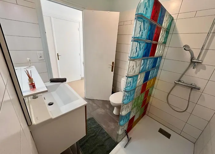 La Maison Thermale - 100m2 - Proche Centre - Garage *