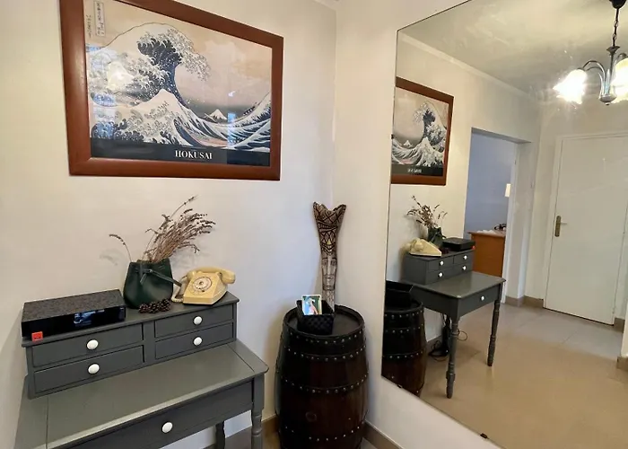 La Maison Thermale - 100m2 - Proche Centre - Garage Ferienhaus